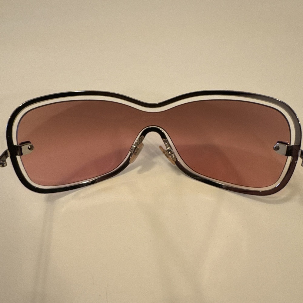 Chanel Sunglasses 4031 Women's Pink / Silver with case Excellent - Picture 4 of 9
